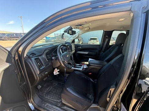 Used 2021 Chevrolet Colorado LT w/ Fleet Safety Package image 10