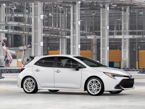 New 2026 Toyota Corolla SE image 13
