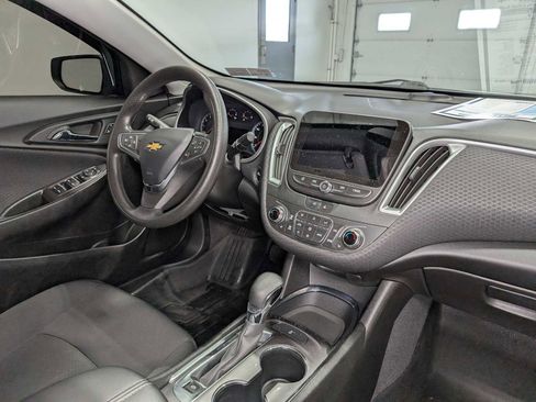 Certified 2022 Chevrolet Malibu LT FWD image 40