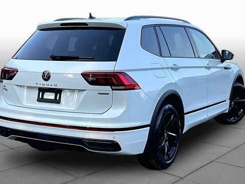 Used 2024 Volkswagen Tiguan SE R-Line AWD/4WD image 13