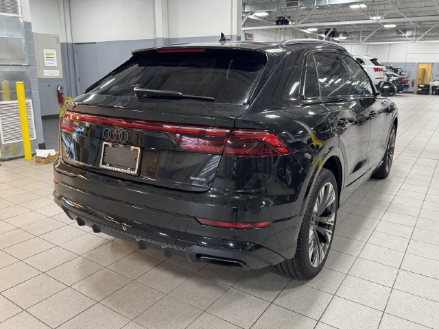 Used 2026 Audi Q8 Premium Plus AWD/4WD image 5