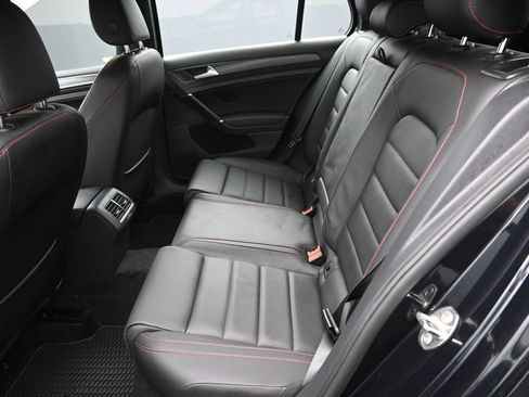 Used 2021 Volkswagen GTI SE image 7