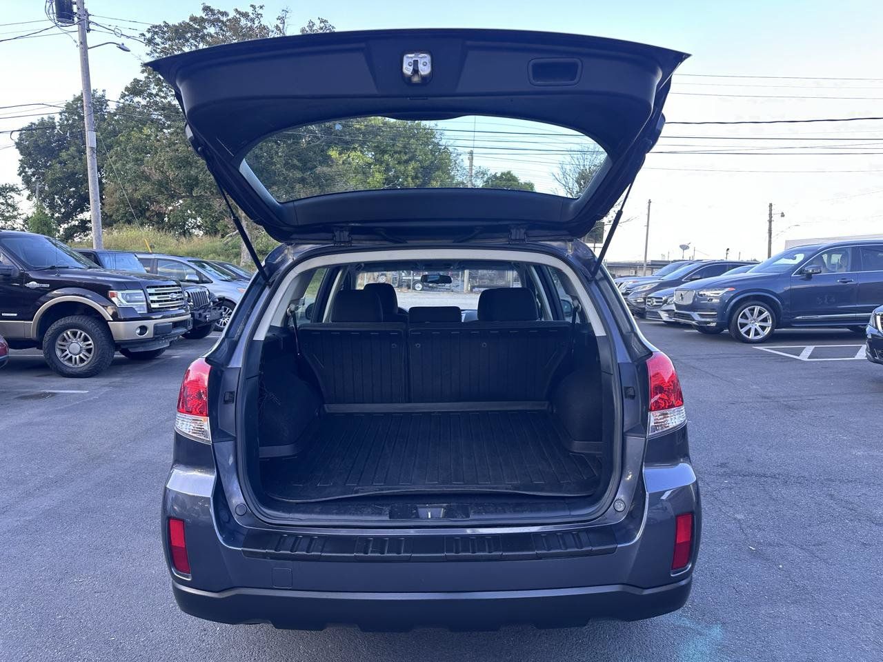 Used 2014 Subaru Outback 2.5i AWD/4WD image 32