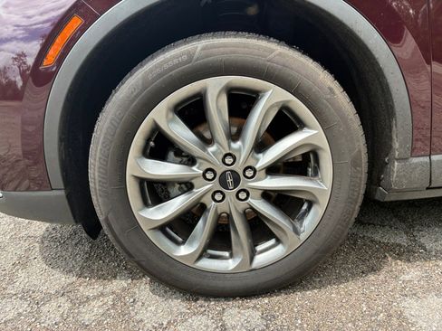 Used 2020 Lincoln Corsair FWD w/ Premium Package image 22