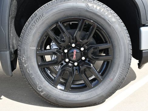 Used 2026 GMC Sierra 1500 Elevation AWD/4WD image 10