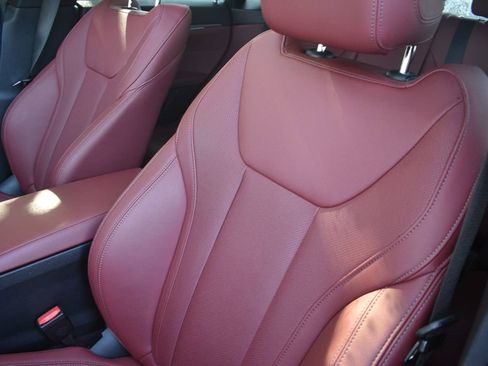 Used 2023 BMW i4 eDrive35 RWD image 10