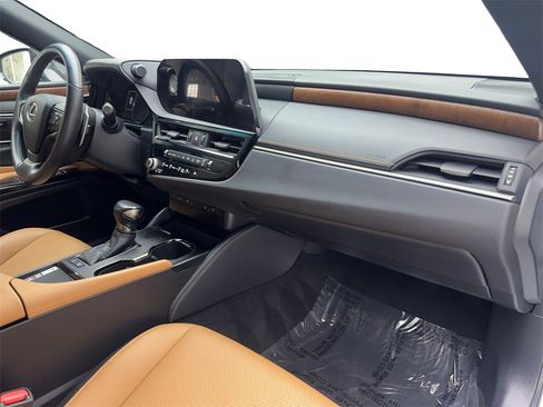 Used 2023 Lexus ES 300h w/ Premium Package image 52