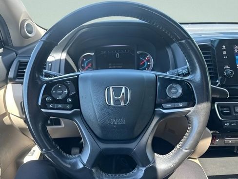 Used 2020 Honda Pilot Touring image 21