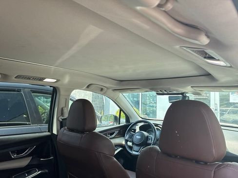 Used 2019 Subaru Ascent Touring AWD/4WD image 5