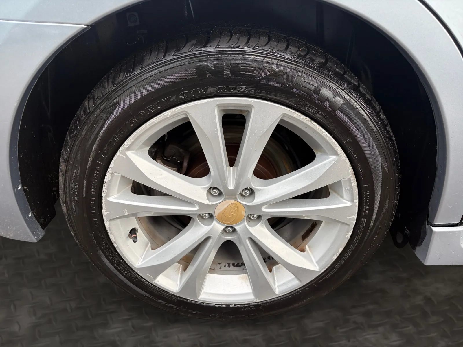 Used 2014 Subaru Legacy 2.5i Premium AWD/4WD image 38