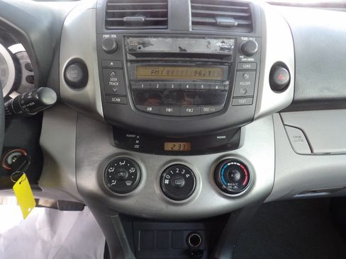 Used 2006 Toyota RAV4 2WD image 33