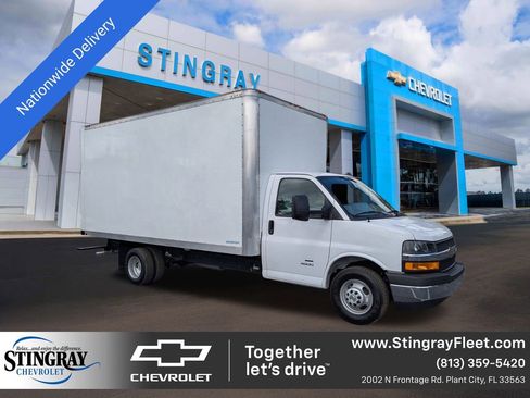 New 2025 Chevrolet Express 4500 Extended w/ Power Convenience Package image 1