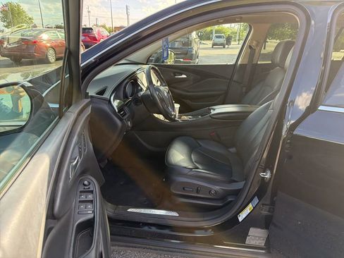 Used 2017 Buick Envision Essence FWD image 6