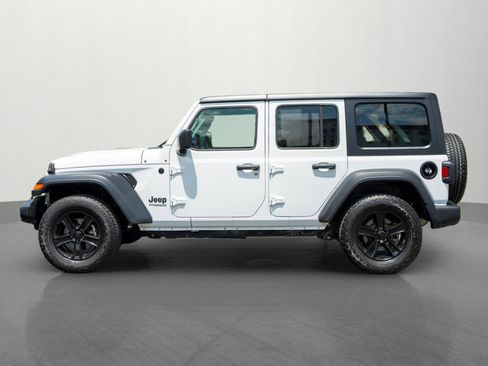 Used 2022 Jeep Wrangler Unlimited Sport AWD/4WD image 4