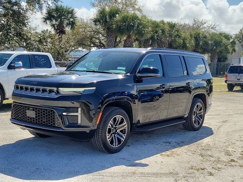 New 2026 Jeep Grand Wagoneer 2WD image 2