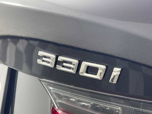 New 2026 BMW 330i Sedan w/ M Sport Package image 9
