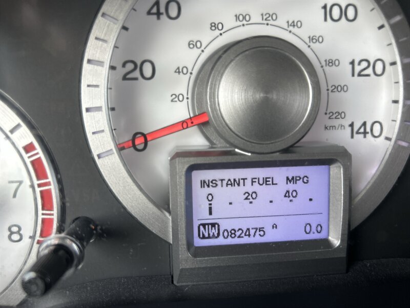 Used 2011 Honda Pilot Touring image 16