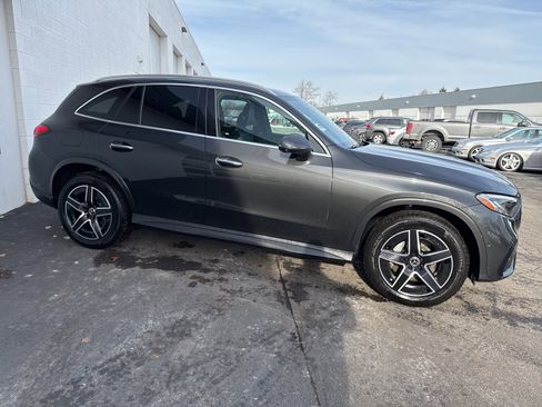 Certified 2025 Mercedes-Benz GLC 300 4MATIC image 5
