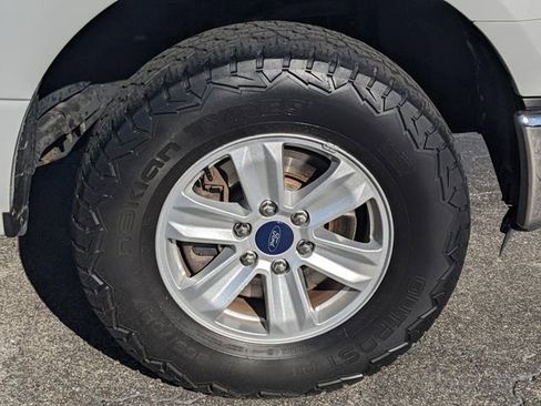 Used 2016 Ford F150 XLT image 7