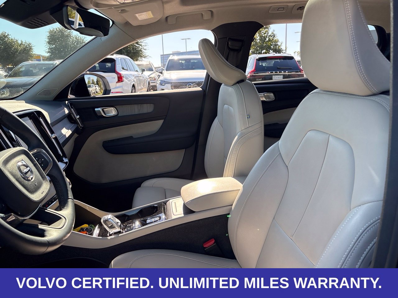 Certified 2024 Volvo XC40 B5 Plus w/ Protection Package Premier AWD/4WD image 20