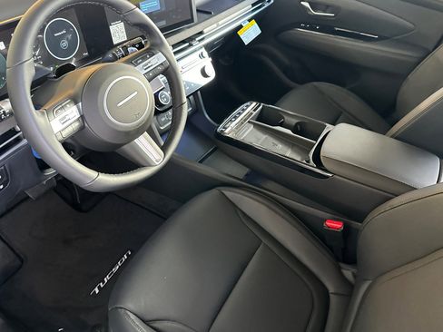 New 2026 Hyundai Tucson Limited AWD/4WD image 10