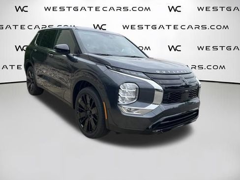 New 2026 Mitsubishi Outlander LE FWD image 4