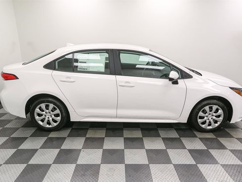New 2026 Toyota Corolla LE FWD image 7