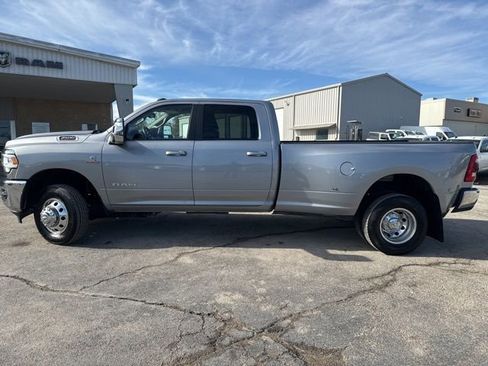 Used 2024 RAM 3500 Laramie image 2