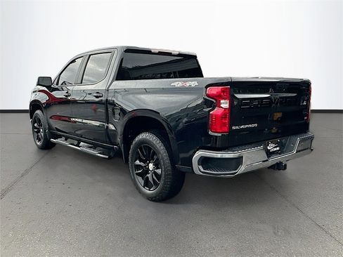 Used 2023 Chevrolet Silverado 1500 LT image 5