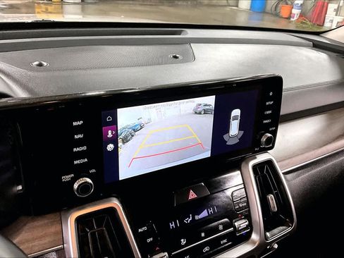 Used 2022 Kia Sorento S image 26