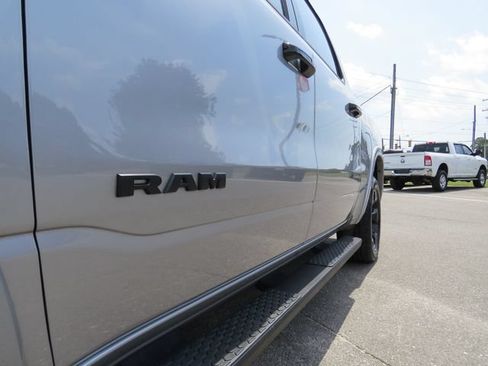 Used 2025 RAM 1500 Big Horn AWD/4WD image 13
