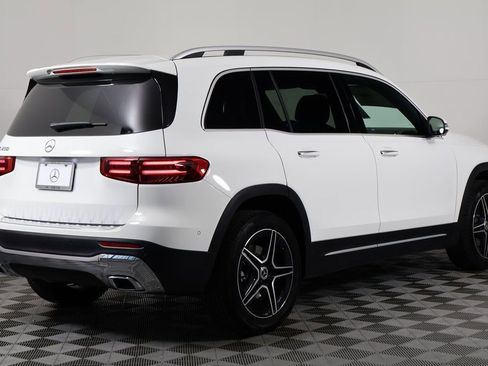 New 2026 Mercedes-Benz GLB 250 image 2