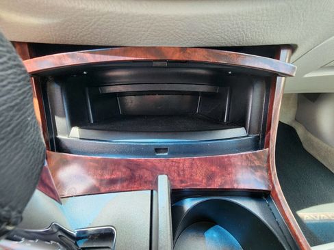 Used 2012 Toyota Avalon image 20