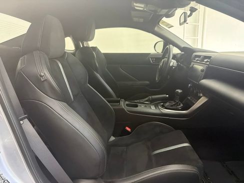 Used 2023 Toyota GR86 Premium RWD image 32