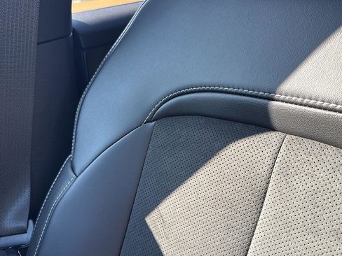 New 2025 Jeep Grand Cherokee Altitude image 23