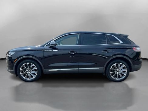 Used 2022 Lincoln Nautilus Reserve w/ Luxury Package AWD/4WD image 15