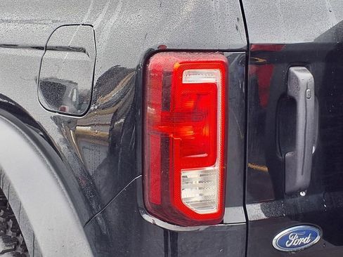 Used 2024 Ford Bronco Black Diamond image 5