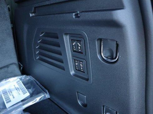 New 2026 GMC Acadia Denali Ultimate image 10