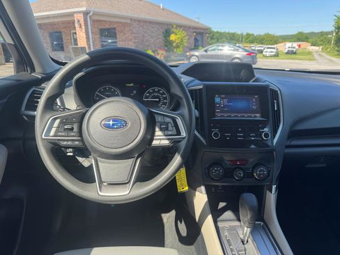 Used 2023 Subaru Forester AWD/4WD image 13