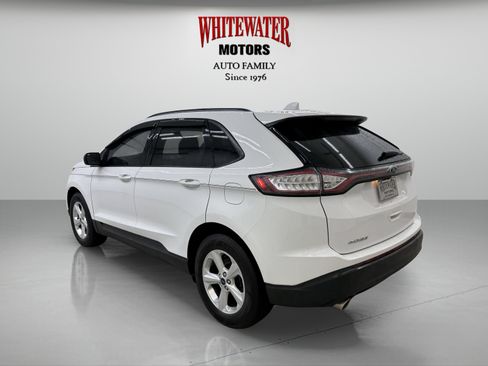 Used 2015 Ford Edge SE FWD image 2