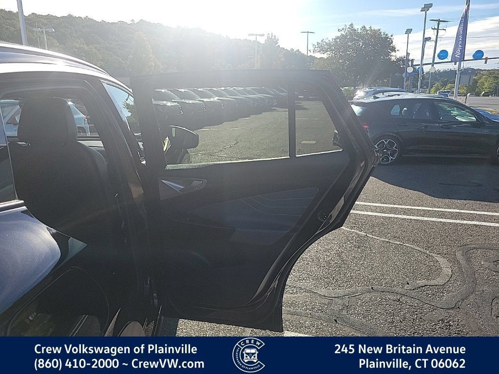 Certified 2023 Volkswagen ID.4 Pro S AWD/4WD image 44