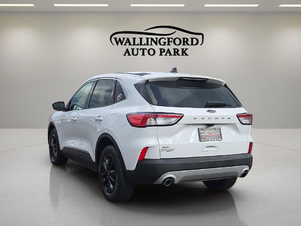 Used 2022 Ford Escape SE FWD image 6