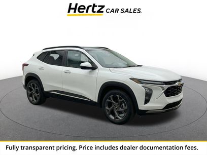 Used 2025 Chevrolet Trax LT