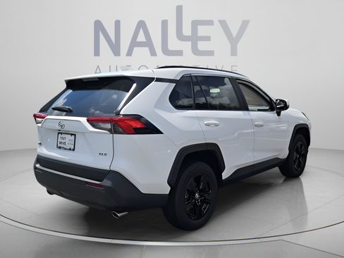 Certified 2025 Toyota RAV4 XLE FWD image 5