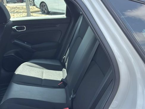 Used 2022 Honda Civic Sport image 29