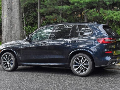 Used 2023 BMW X5 xDrive40i w/ M Sport Package AWD/4WD image 6
