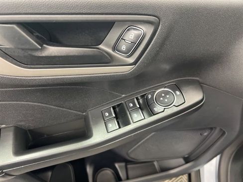 Used 2022 Ford Escape SE w/ SE Sport Appearance Package image 13