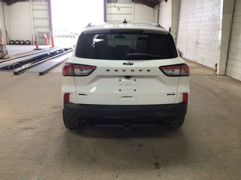 Used 2022 Ford Escape SEL w/ SEL Stealth AWD Package image 6