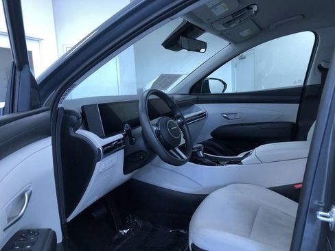 Used 2025 Hyundai Tucson SEL image 11