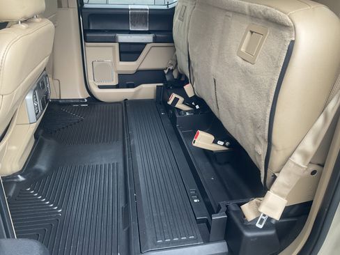 Used 2017 Ford F250 Lariat w/ Lariat Ultimate Package image 46